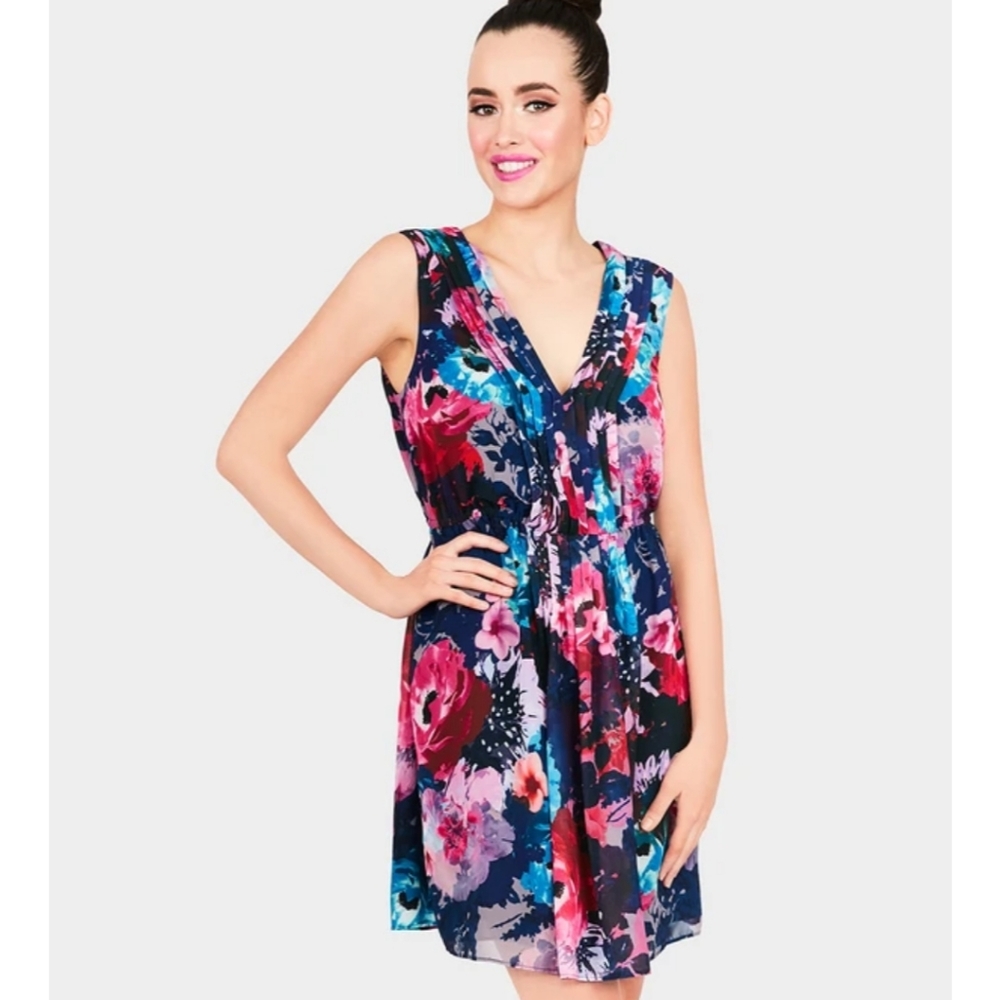 NWT Betsey Johnson pintucked dress
